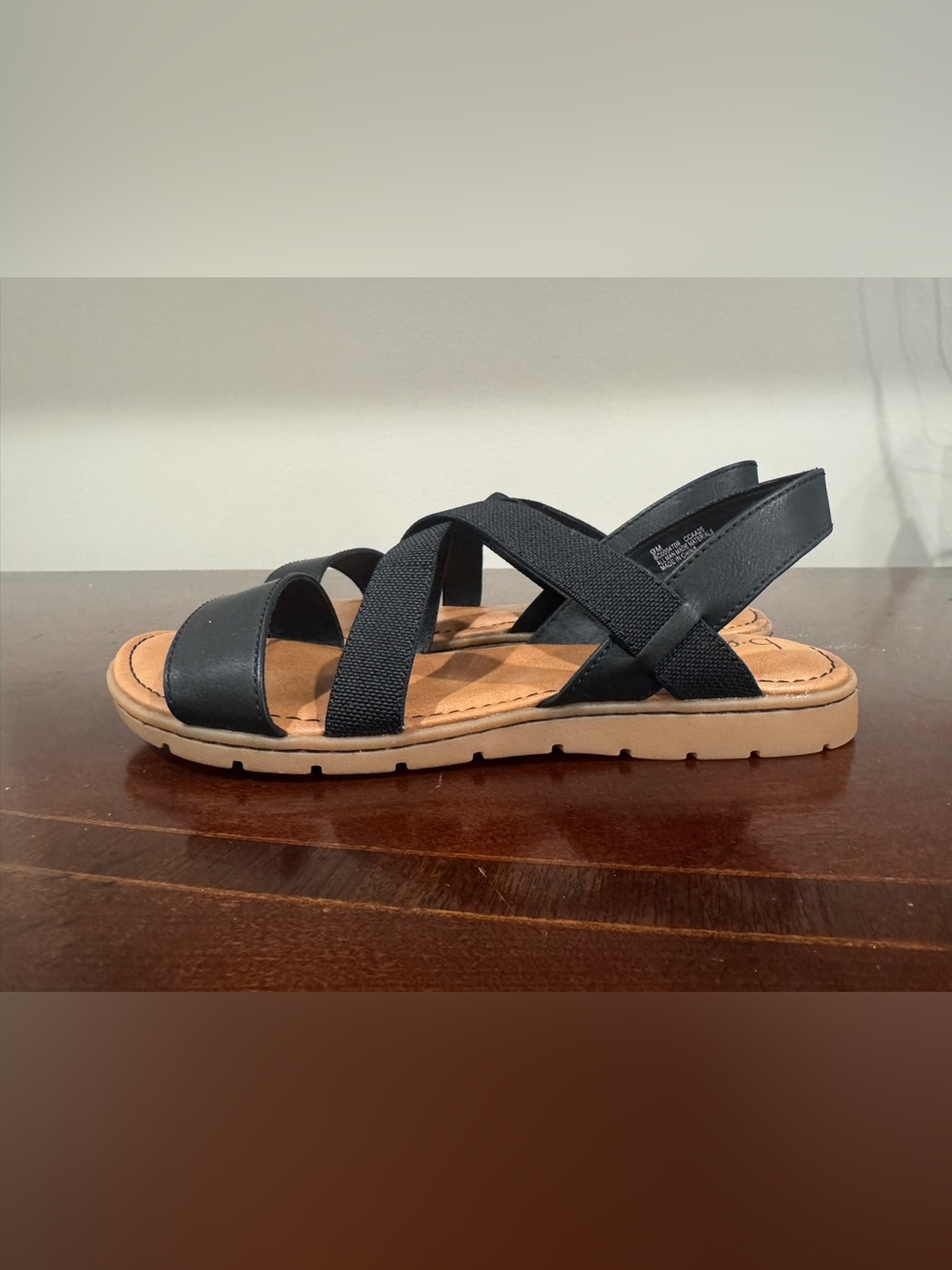 b.o.c. Born Concept “Phebe” Black Sandals Size 9
